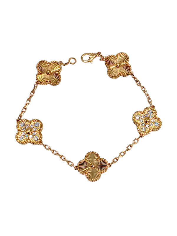 18k Yellow Gold and Diamond Clover Station Bracelet