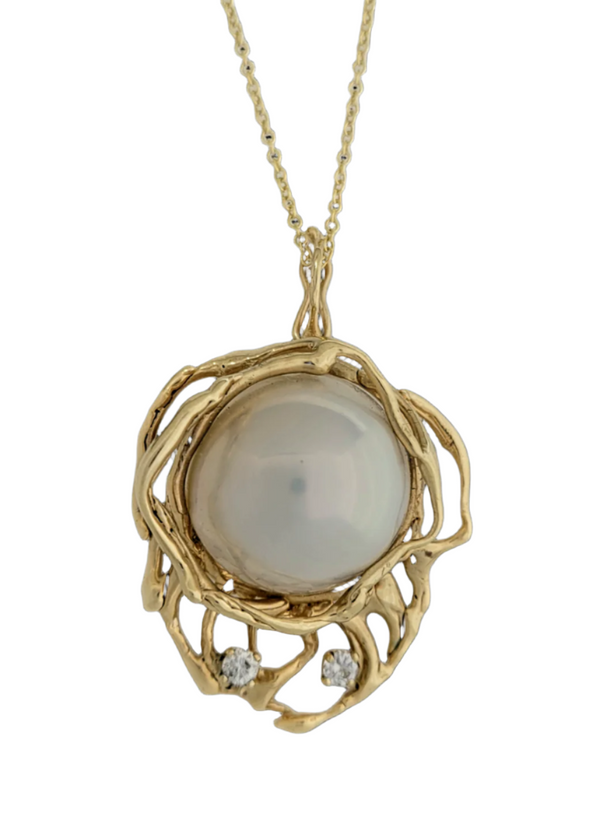 Estate 14 Karat Yellow Gold Mabe Pearl and Diamond Pendant/Clip